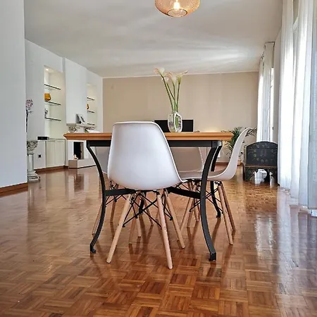 So Fine - Apulian Flats باري