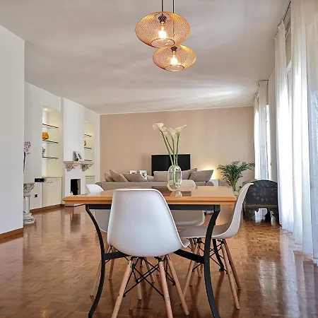 So Fine - Apulian Flats باري
