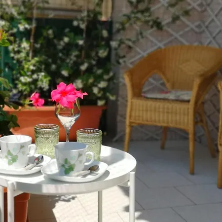 So Fine - Apulian Flats *